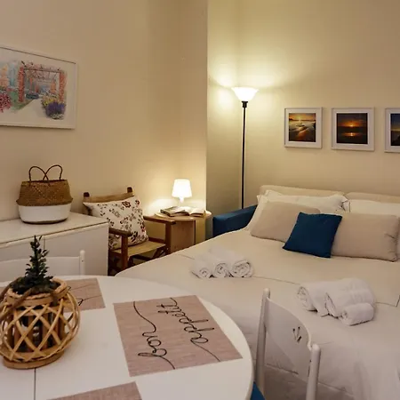 Casa Amica Tranquilla E Ben Posizionata アパート ラッパロ